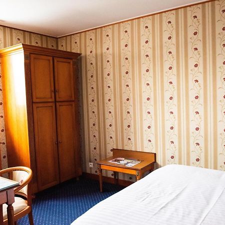 Dunkirk Hotel Jolly Roger מראה חיצוני תמונה
